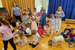 IMG-85576bd1730daff40d8c789f714bcfcc-V